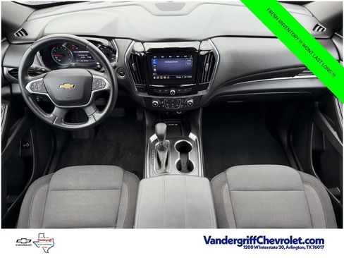 Used 2023 Chevrolet Traverse LT AWD/4WD image 11