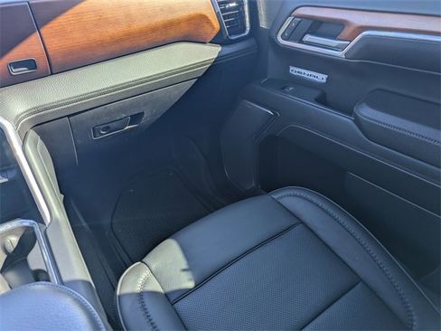 Used 2022 GMC Sierra 1500 Denali image 18