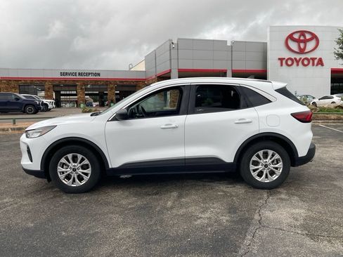 Used 2024 Ford Escape Active FWD image 8
