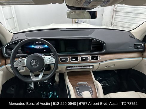 Used 2023 Mercedes-Benz GLS 450 4MATIC image 21