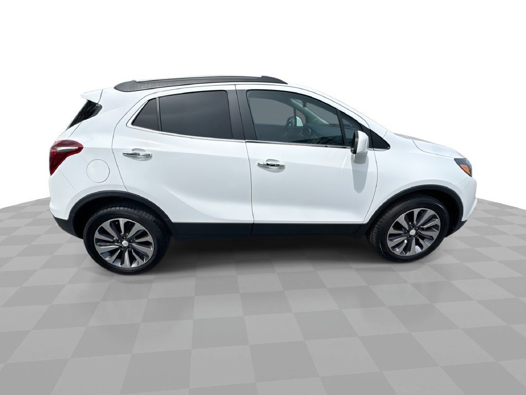 Certified 2022 Buick Encore Preferred AWD/4WD image 9