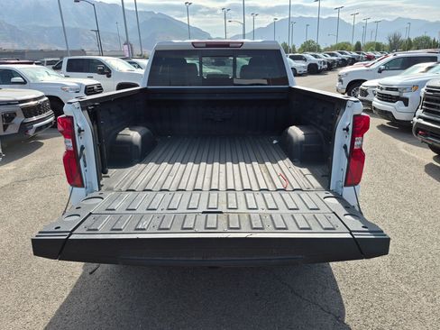 Used 2025 Chevrolet Silverado 1500 LT Trail Boss w/ Convenience Package II AWD/4WD image 29
