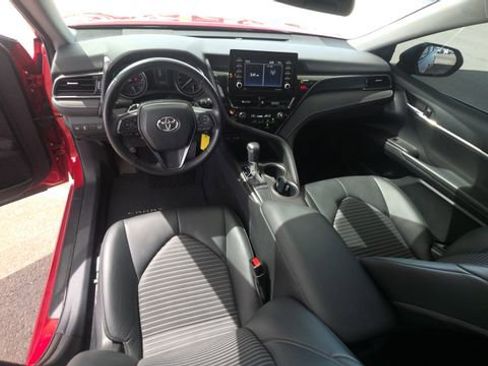 Used 2023 Toyota Camry SE FWD image 19