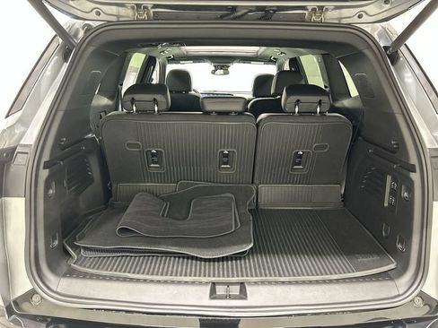 Certified 2025 Buick Enclave Sport Touring w/ Power Package AWD/4WD image 24