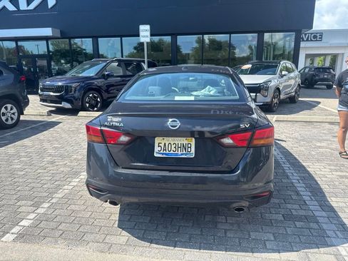 Used 2019 Nissan Altima 2.5 SV FWD image 5
