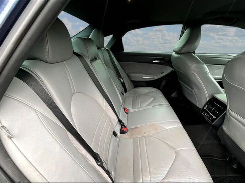 Used 2019 Toyota Avalon Touring w/ Advanced Safety Package FWD image 20