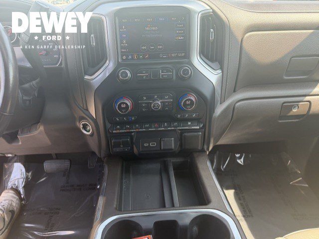 Used 2021 Chevrolet Silverado 1500 LTZ w/ LTZ Premium Package AWD/4WD image 17