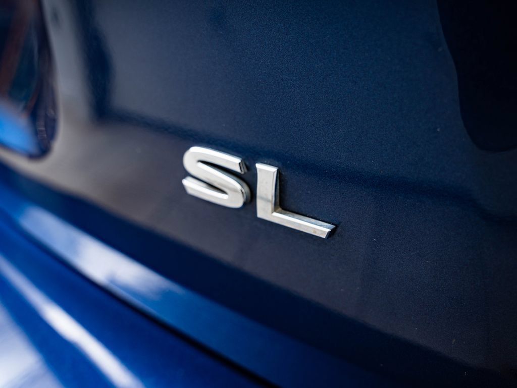 Used 2018 Nissan Pathfinder SL FWD image 19