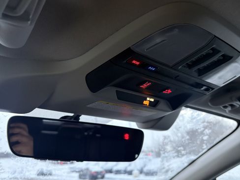 Used 2023 Subaru Crosstrek 2.5i Limited w/ Moonroof Package image 15