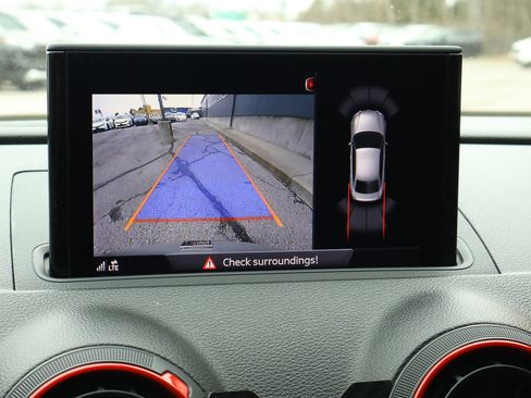 Used 2018 Audi RS 3 w/ Technology Package image 12