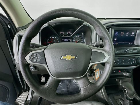 Used 2022 Chevrolet Colorado W/T image 12