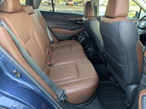 Used 2020 Subaru Outback Touring XT AWD/4WD image 18
