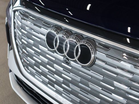 Certified 2024 Audi Q4 e-tron Premium image 28