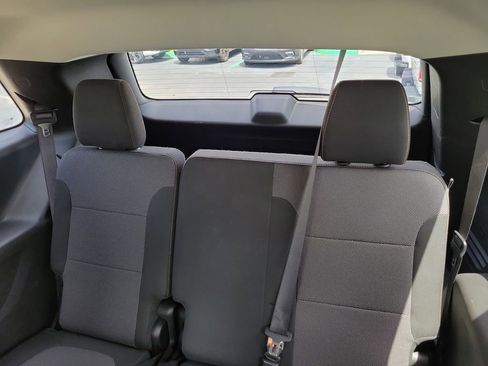 Used 2019 Chevrolet Traverse LT image 12