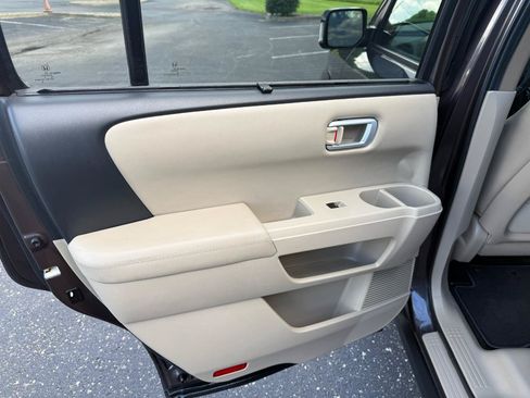 Used 2012 Honda Pilot Touring image 13
