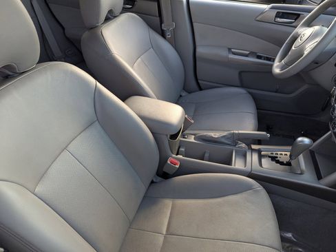 Used 2010 Subaru Forester 2.5X Limited image 10