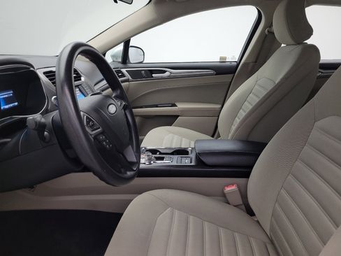 Used 2018 Ford Fusion SE image 17