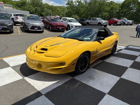 Used 2002 Pontiac Firebird Trans Am RWD image 5