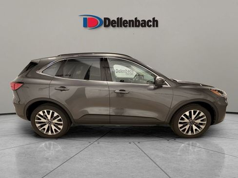 Used 2020 Ford Escape Titanium image 6