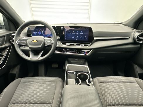 Certified 2025 Chevrolet Equinox LT AWD/4WD image 16