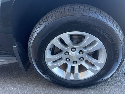 Used 2016 Chevrolet Tahoe LT AWD/4WD image 12