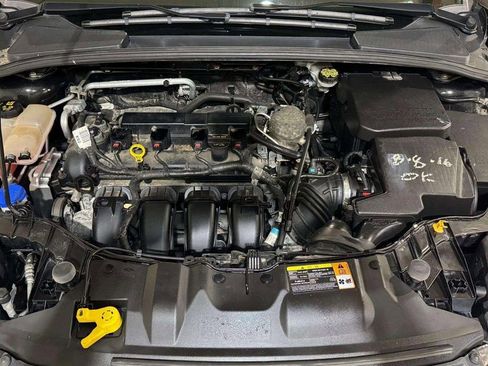 Used 2014 Ford Focus SE w/ SE Winter Package image 27