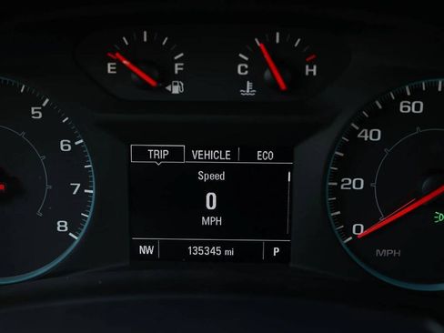 Used 2021 Chevrolet Equinox LS FWD image 20