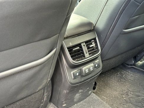 Used 2022 Subaru Outback Wilderness image 14