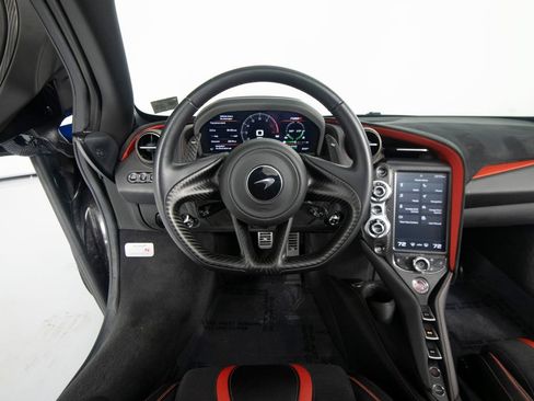 Used 2020 McLaren 720S Performance RWD image 23