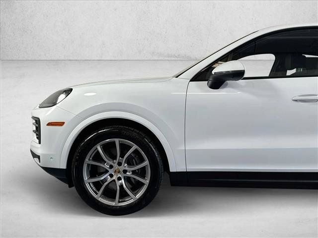 Certified 2026 Porsche Cayenne Coupe AWD/4WD image 26
