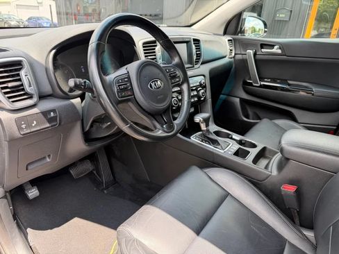 Used 2018 Kia Sportage EX AWD/4WD image 5