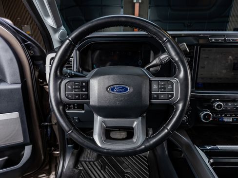 Used 2023 Ford F250 Lariat w/ Lariat Ultimate Package image 18