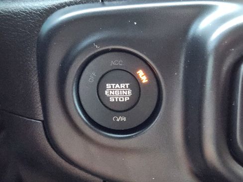 Used 2023 Jeep Gladiator Rubicon w/ LED Lighting Group image 24