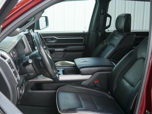 Used 2023 RAM 1500 Laramie AWD/4WD image 13