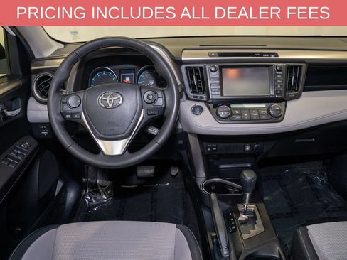Used 2018 Toyota RAV4 XLE FWD image 7