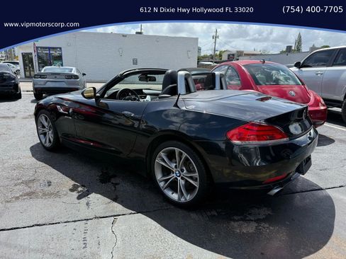 Used 2014 BMW Z4 sDrive35i image 2