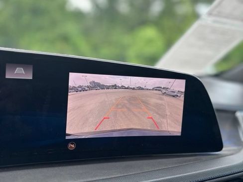 Used 2024 Cadillac XT4 Sport FWD image 28