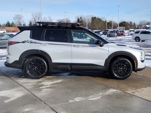 New 2026 Mitsubishi Outlander Trail Edition image 15