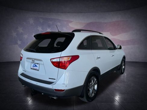 Used 2012 Hyundai Veracruz Limited w/ Entertainment Pkg image 5