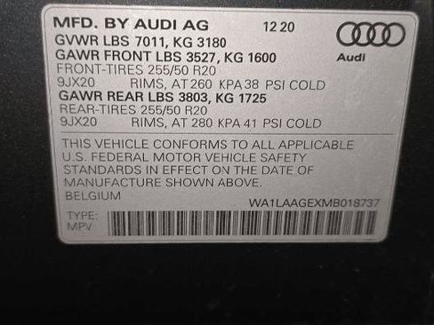 Used 2021 Audi e-tron Premium Plus w/ Premium Plus Package AWD/4WD image 12