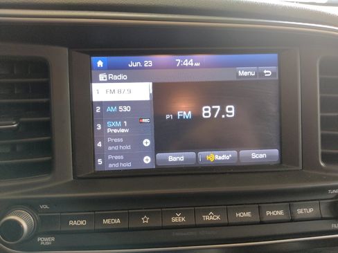 Used 2019 Hyundai Elantra SEL w/ Cargo Package FWD image 25