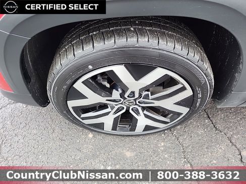 Used 2022 Volkswagen Taos SEL image 33