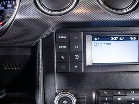 Used 2020 Ford Mustang GT w/ Black Accent Package RWD image 31