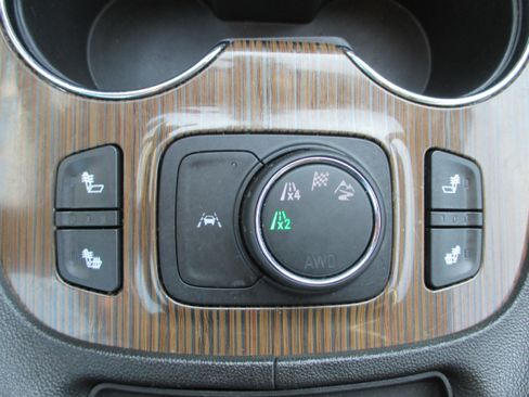Used 2023 GMC Acadia SLE w/ Driver Convenience Package AWD/4WD image 17