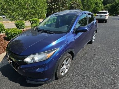 Used 2016 Honda HR-V EX image 3