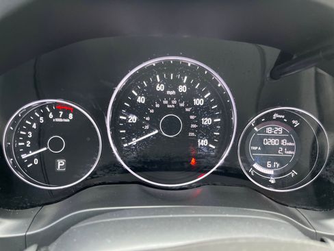 Used 2022 Honda HR-V LX image 19