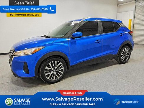 Used 2021 Nissan Kicks SV FWD image 1