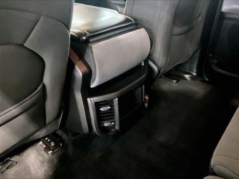 Used 2020 RAM 1500 Big Horn image 26
