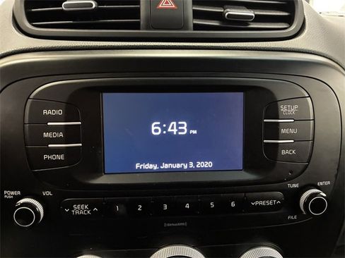 Used 2017 Kia Soul image 18