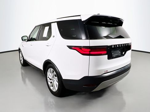Used 2025 Land Rover Discovery S AWD/4WD image 8